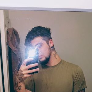 Meet your Posher, Damien